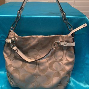 Retired Coach Vintage Shoulder Bag